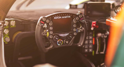 معرفی استون مارتین والکایری LM